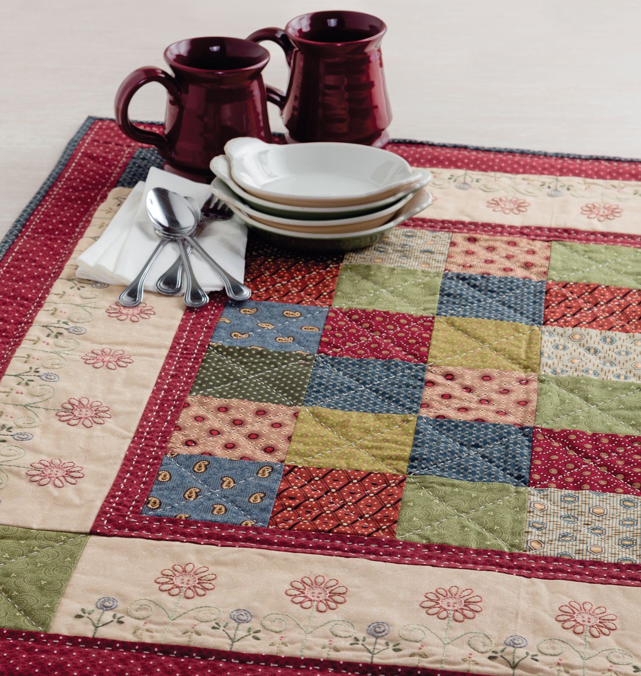 Patchwork Loves Embroidery: Hand Stitches, Pretty Projects
