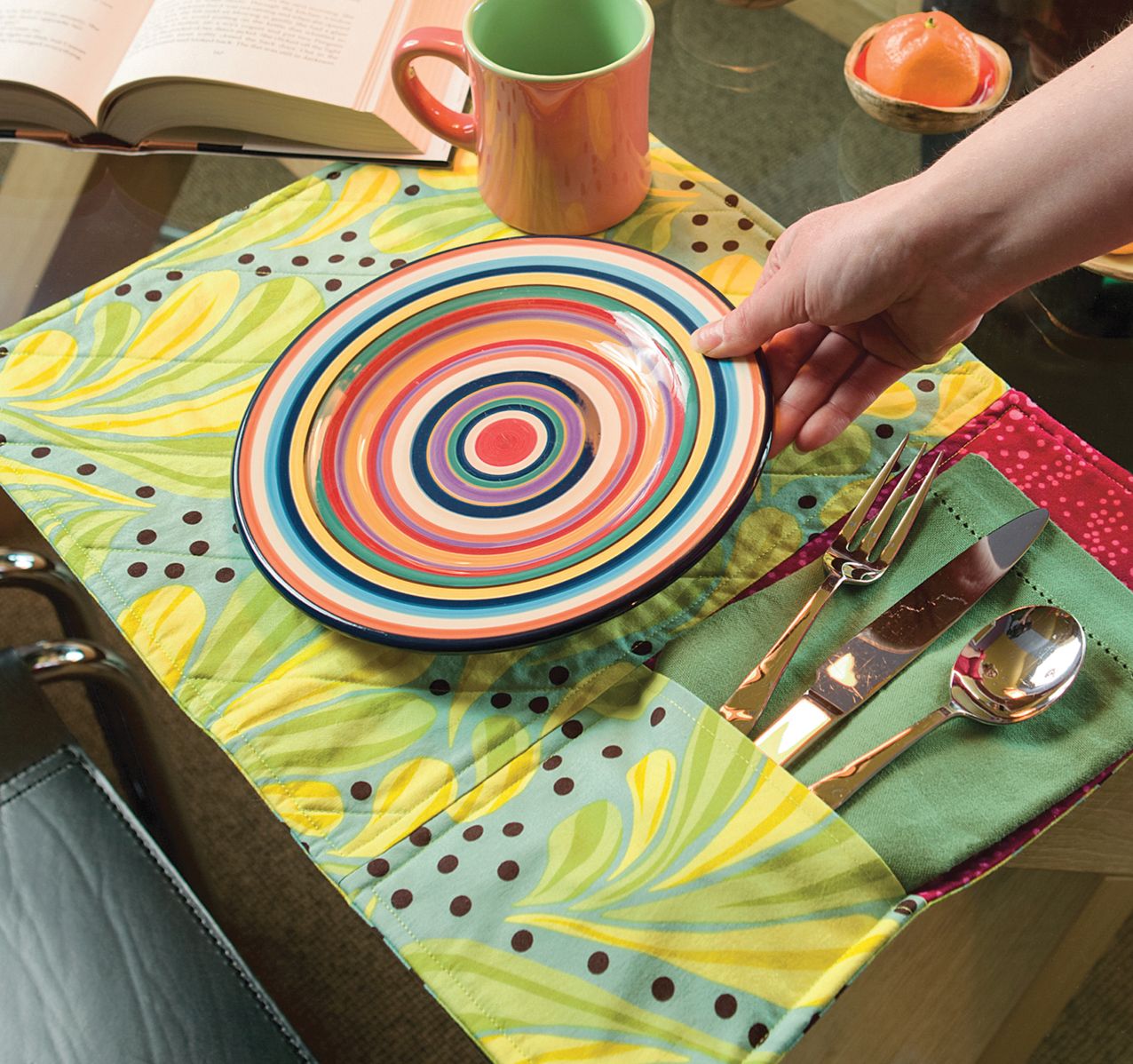 Sew Practical : 12 Fun-to-Sew Designs for You and Your Home