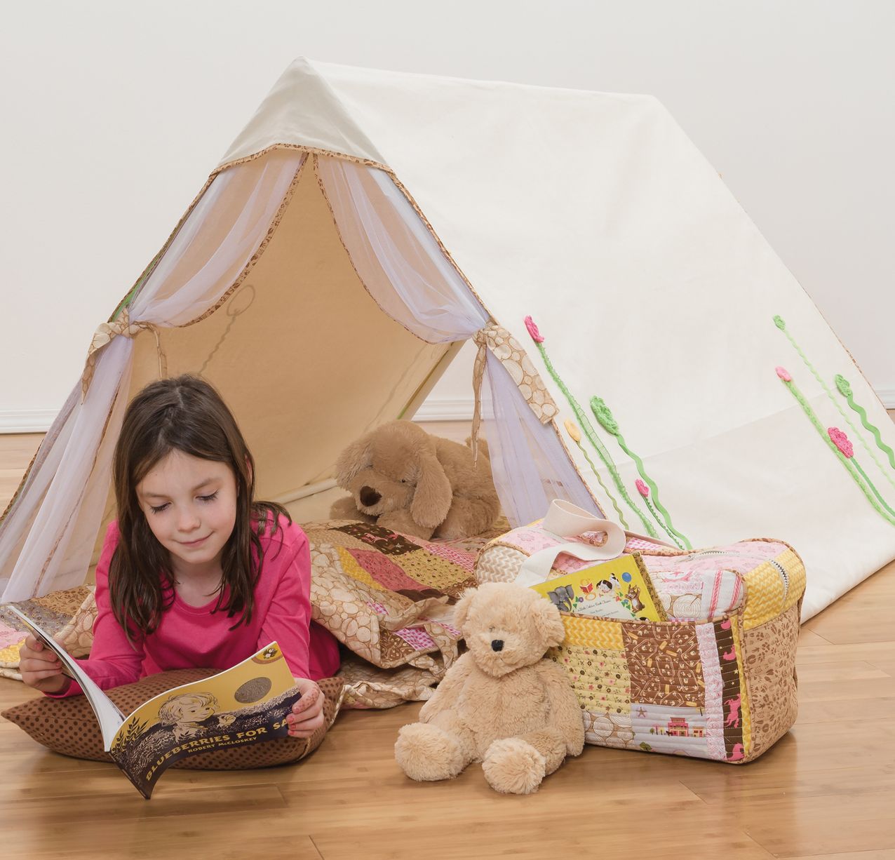 Little Big Stuff: Pint-Sized Play Sets to Sew for Kids