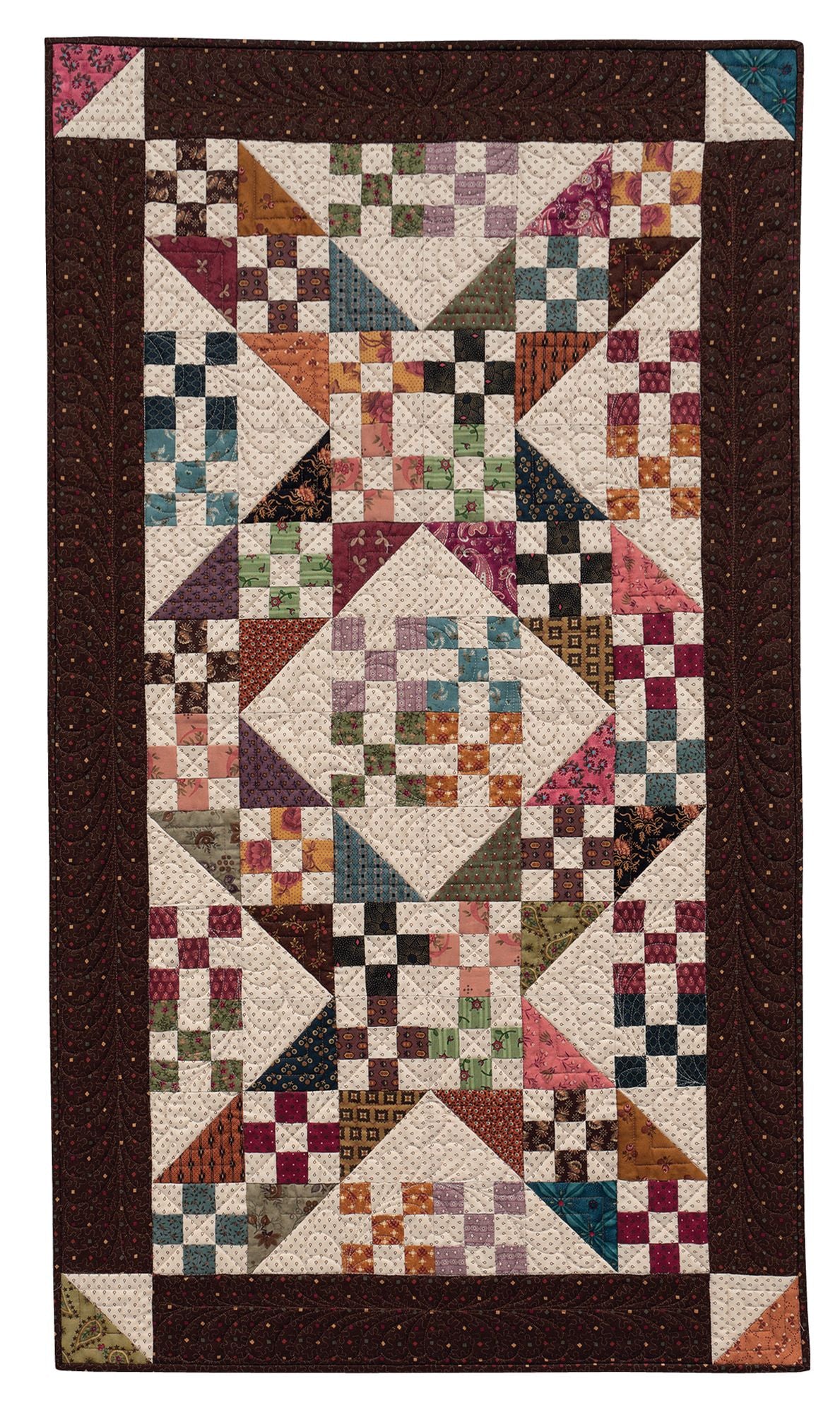Top Your Table: 10 Quilts in Different Shapes and Sizes