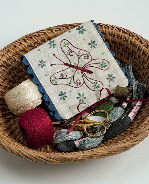 Patchwork Loves Embroidery Too: 14 Delightful Handmade Treasures