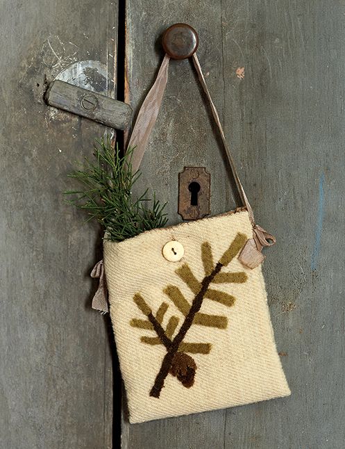 Pure and Simple: 17 Primitive Projects Inspired by the Seasons