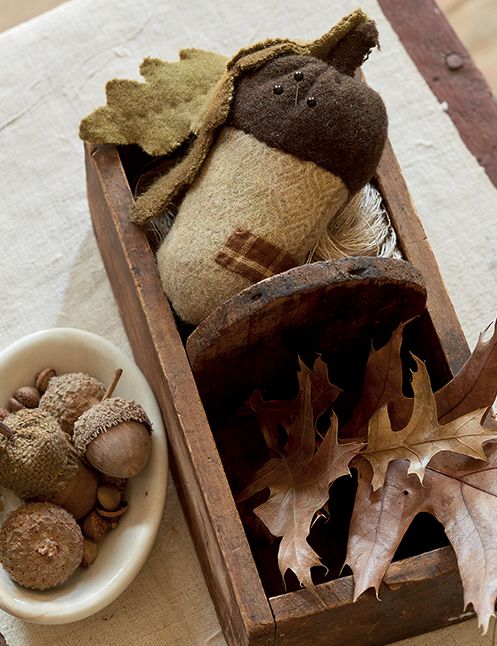 Pure and Simple: 17 Primitive Projects Inspired by the Seasons