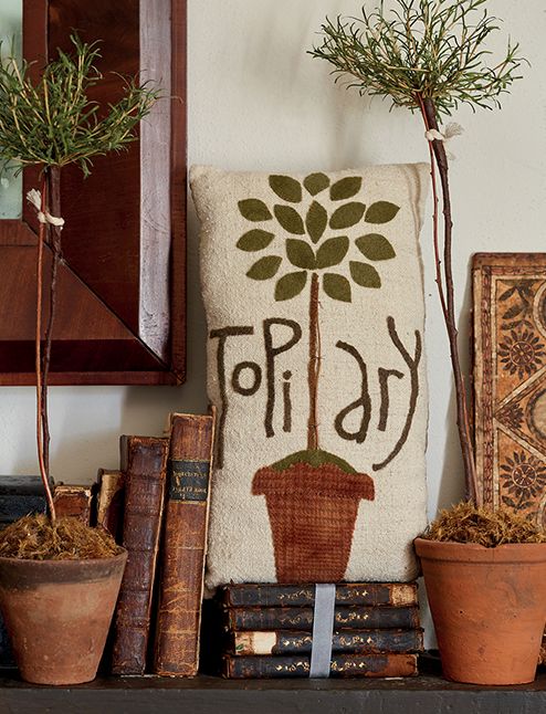 Pure and Simple: 17 Primitive Projects Inspired by the Seasons