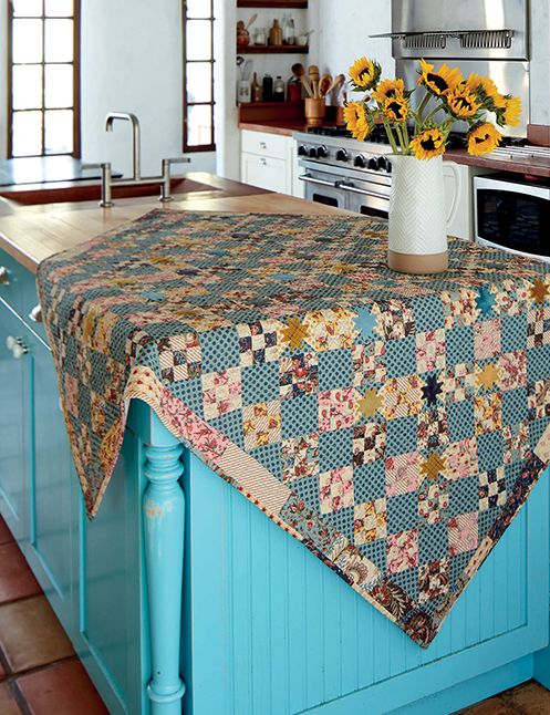 French Farmhouse: Quilts with Rustic Simplicity