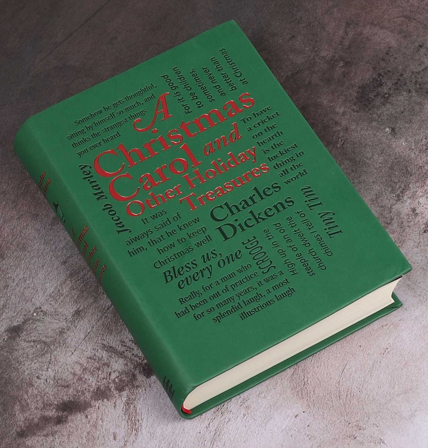 A Christmas Carol: And Other Holiday Treasures