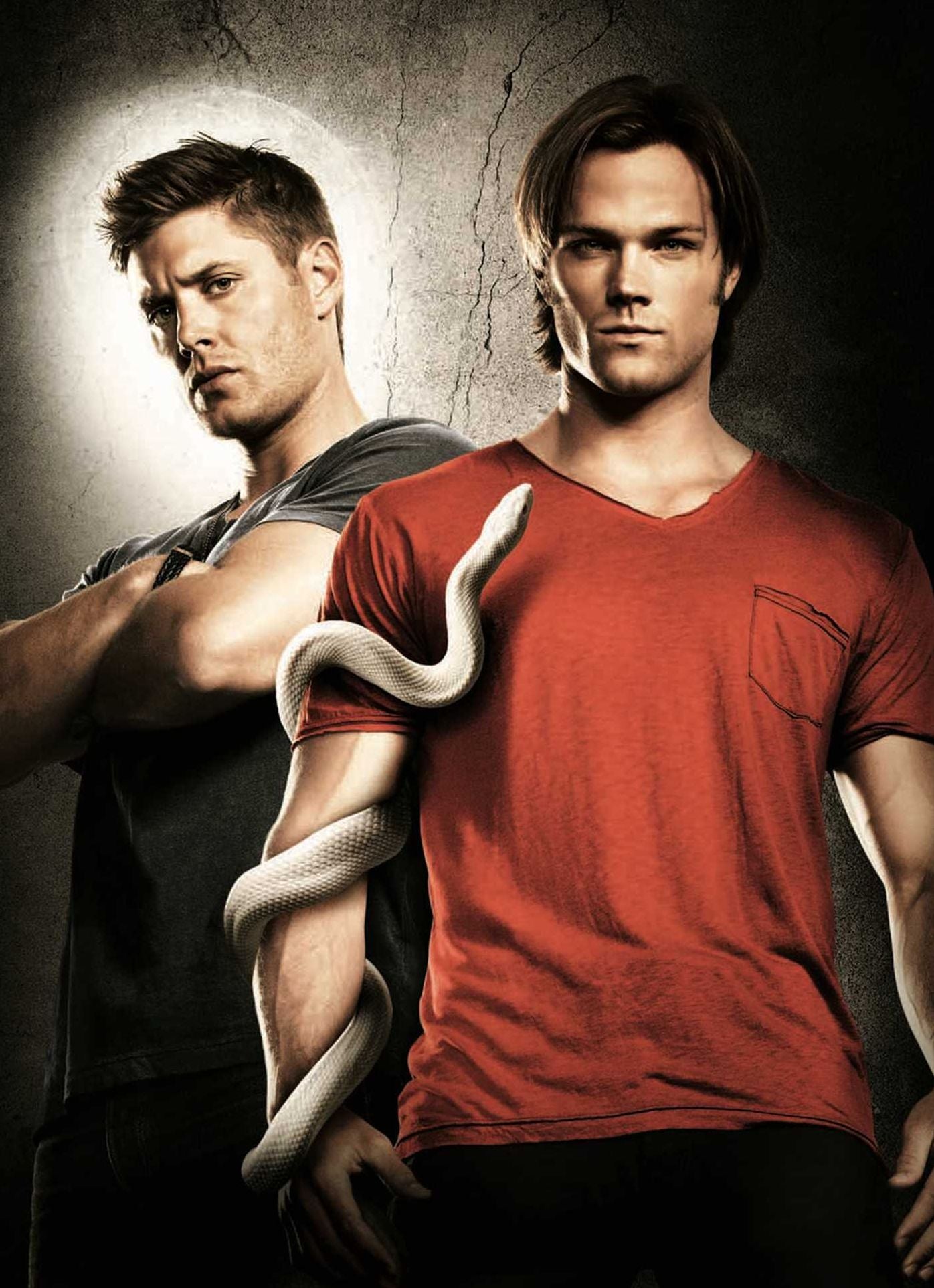 The Essential Supernatural: On the Road with Sam and Dean Winchester (Revised and Updated Edition)