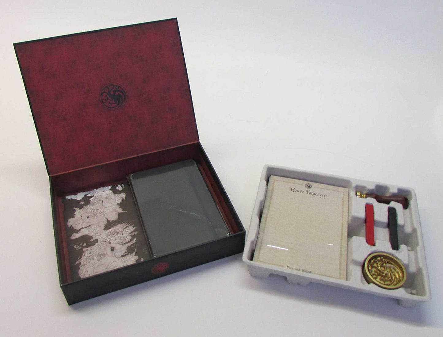 Game of Thrones: House Targaryen Deluxe Stationery Set