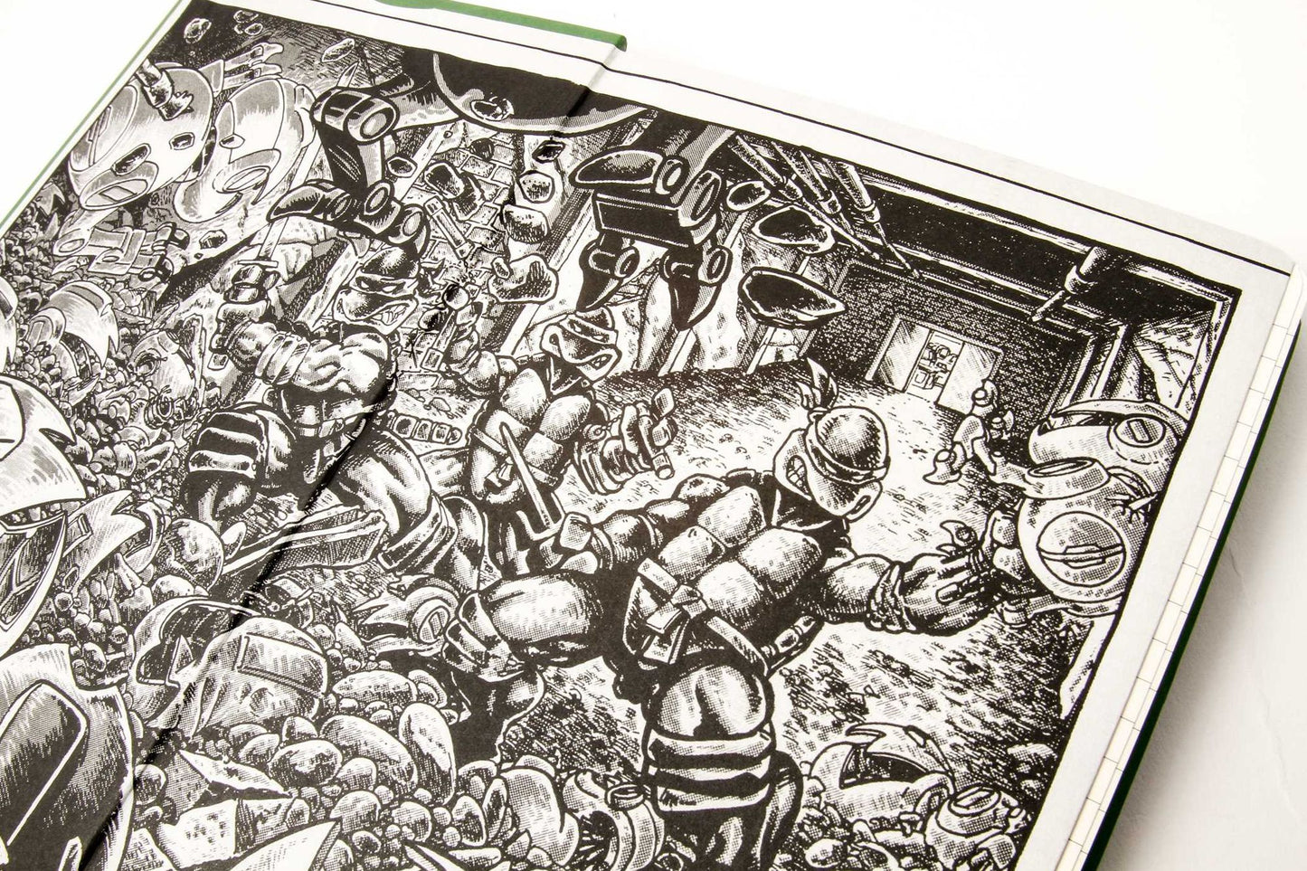 Teenage Mutant Ninja Turtles: Classic Hardcover Ruled Journal