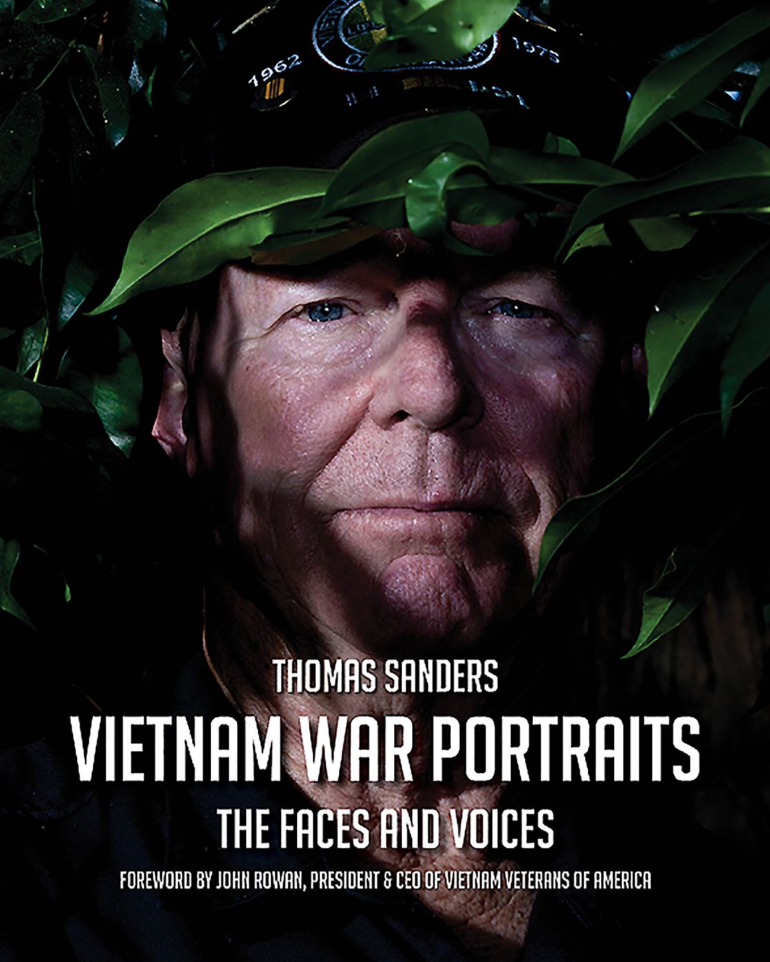 Vietnam Portraits : The Faces and Voices