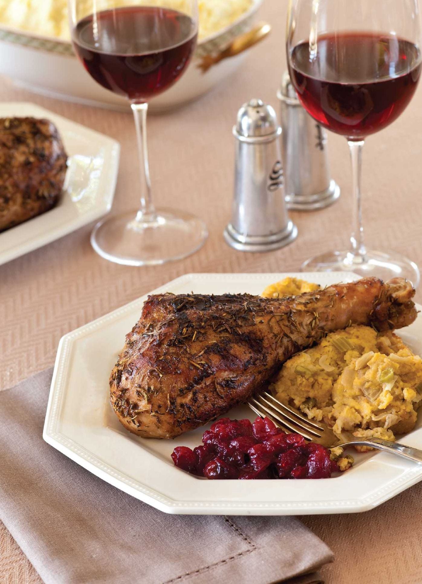 Holiday Slow Cooker: A Year of Hassle-Free Celebrations