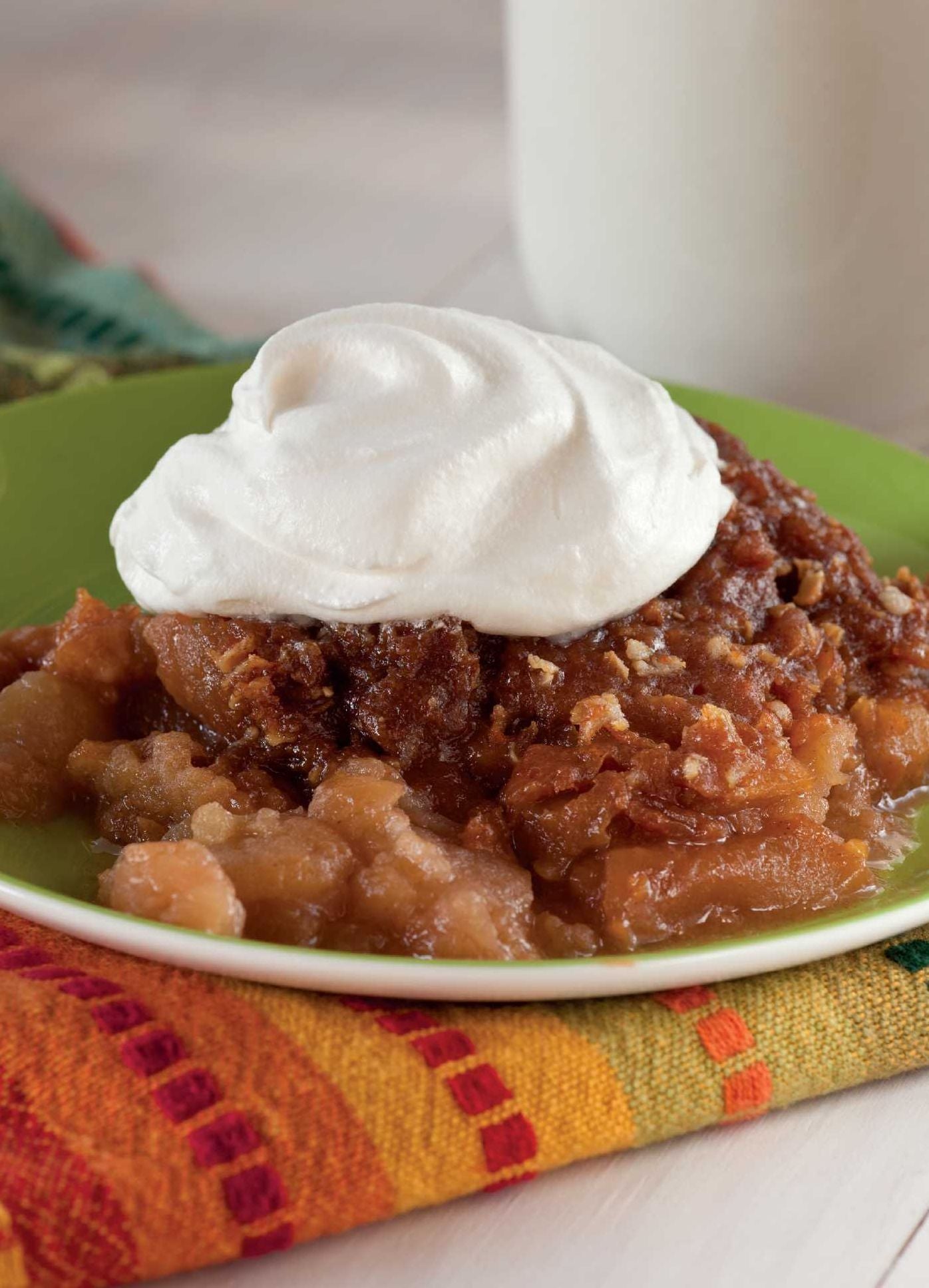 Slow Cooker Desserts: Hot, Easy, and Delicious Custards, Cobblers, Souffles, Pies, Cakes, and More