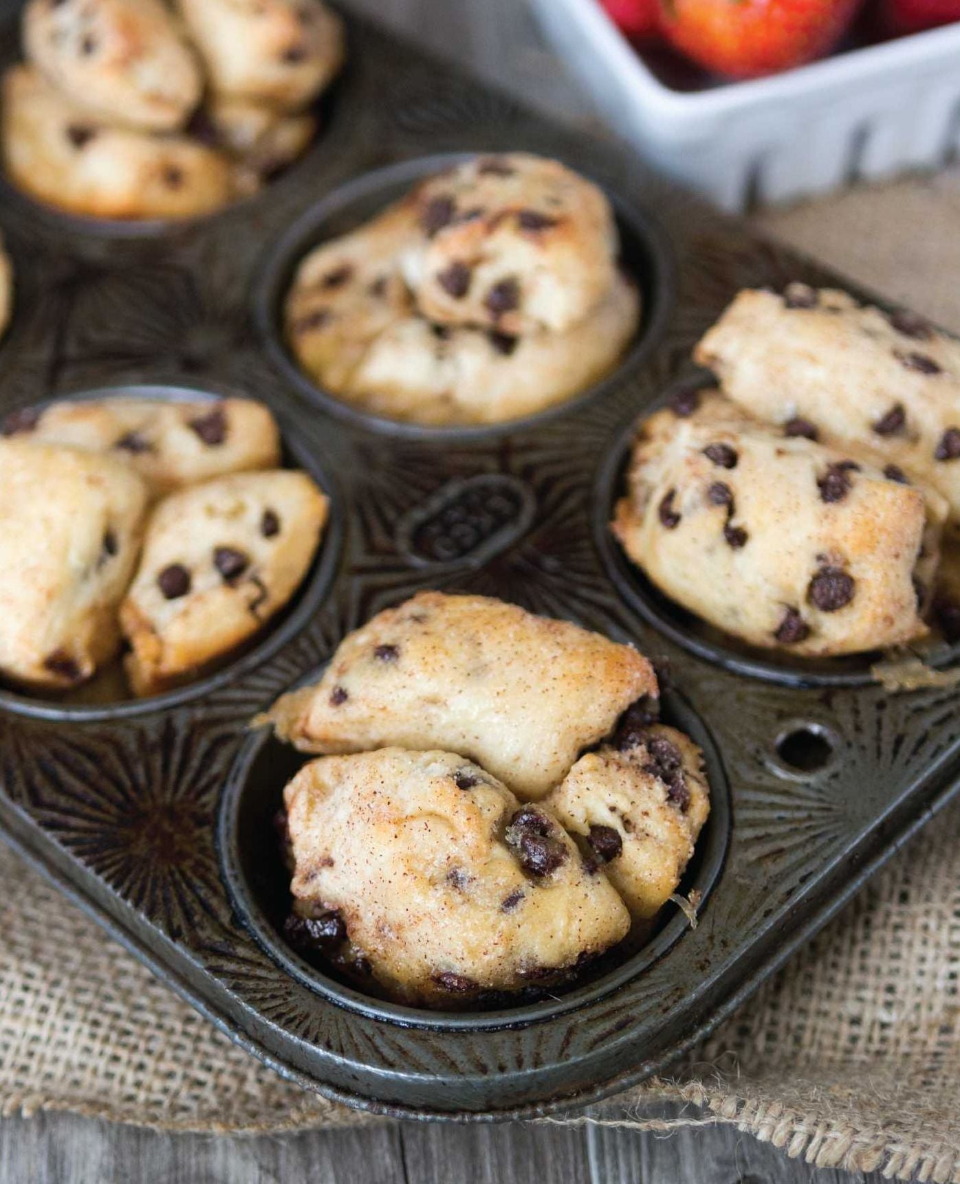 Dessert Mashups: Tasty Two-in-One Treats Including Sconuts, S'morescake, Chocolate Chip Cookie Pie and Many More