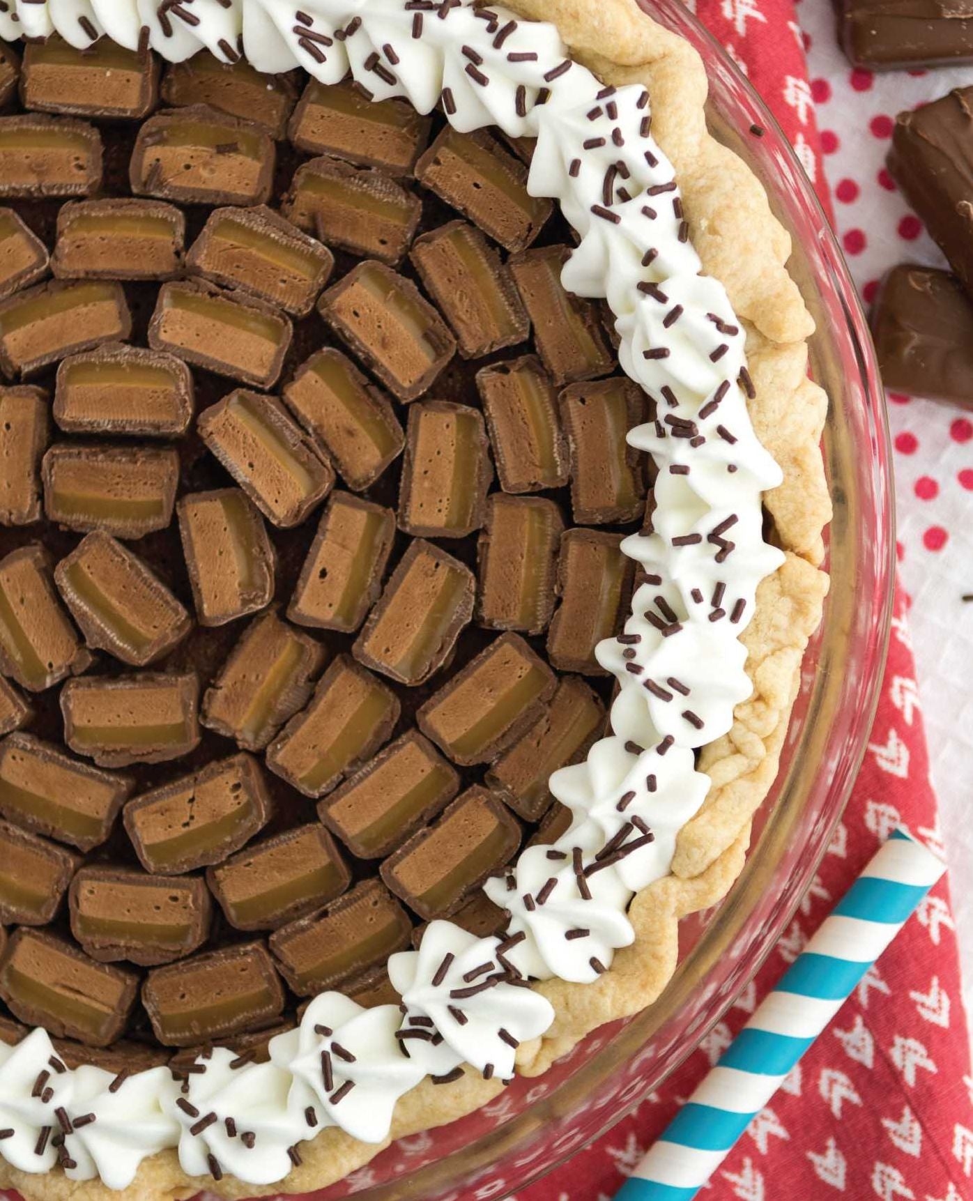 Dessert Mashups: Tasty Two-in-One Treats Including Sconuts, S'morescake, Chocolate Chip Cookie Pie and Many More