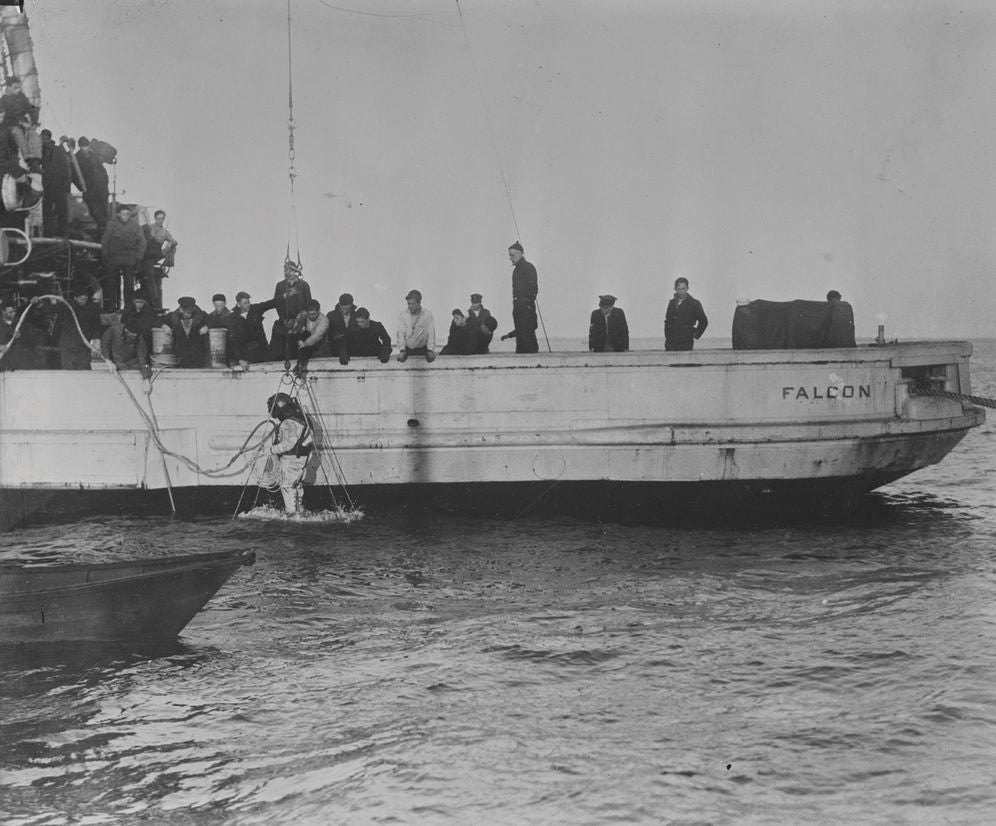 Seventeen Fathoms Deep: The Saga of the Submarine S-4 Disaster