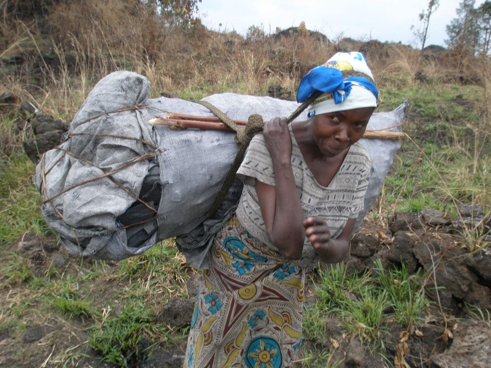 Consuming the Congo: War and Conflict Minerals in the World's Deadliest Place