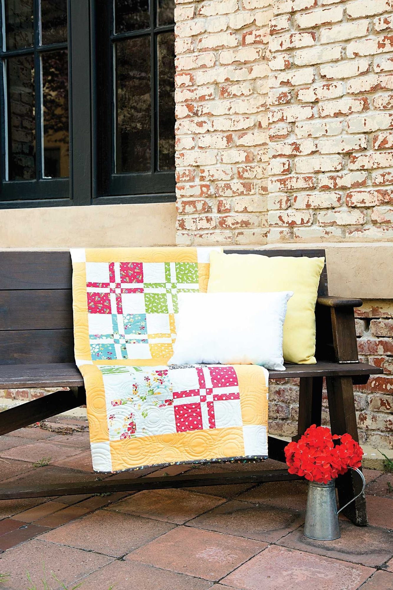 Charm School--18 Quilts from 5" Squares: A Beginner's Guide
