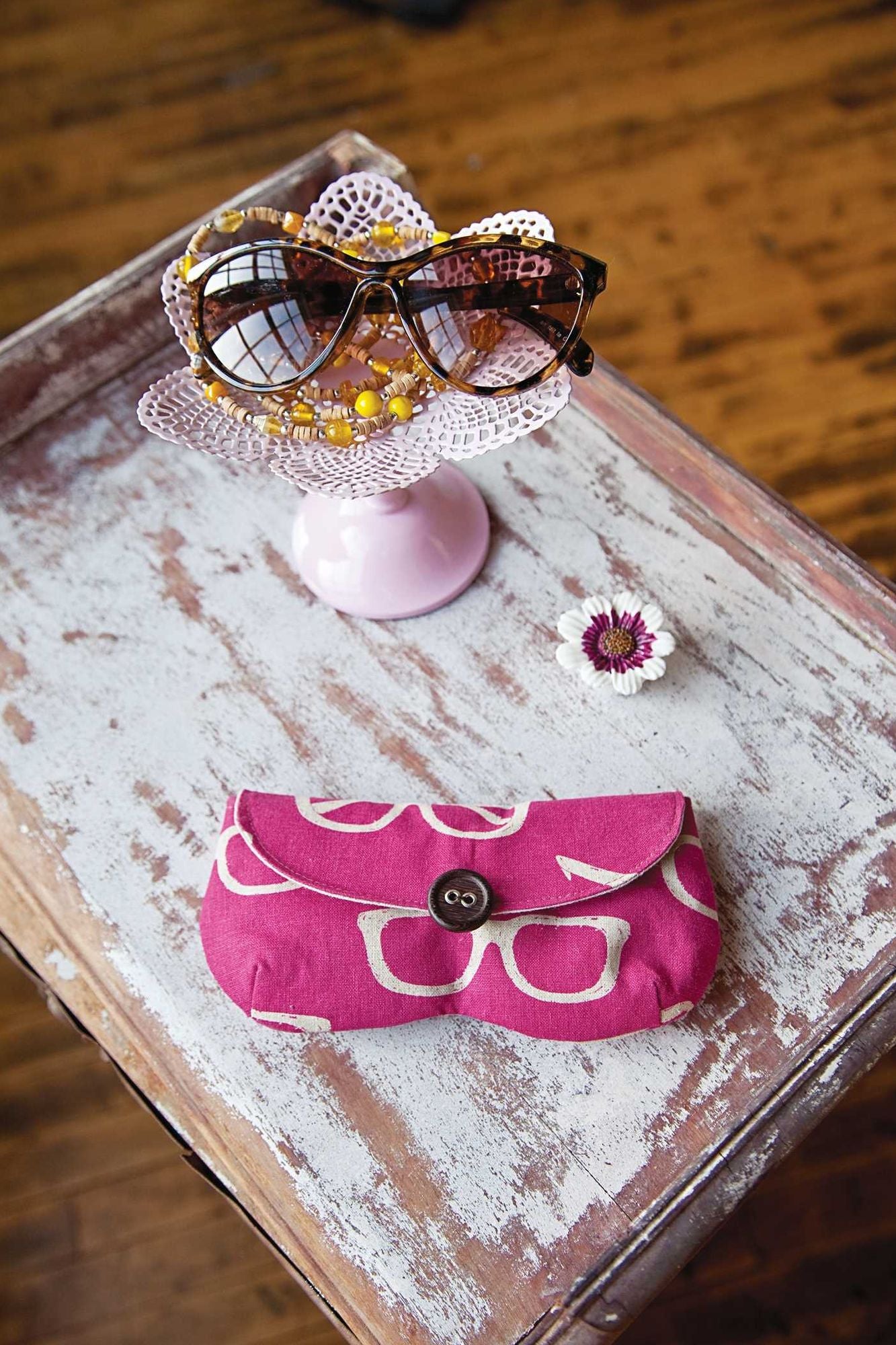 Make 1-Hour Gifts: 16 Cheerful Projects to Sew