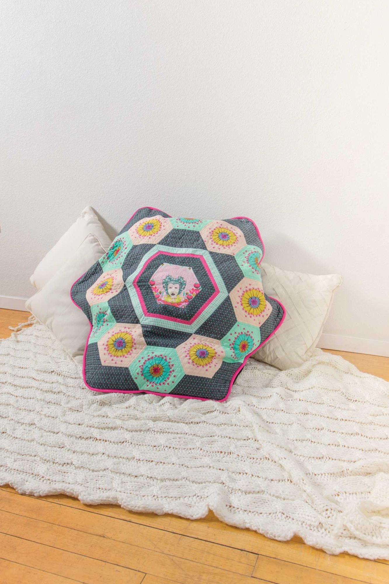 Playing with Patchwork & Sewing: 6 Blocks in 3 sizes, 18 Exciting Projects, Skill-building Techniques