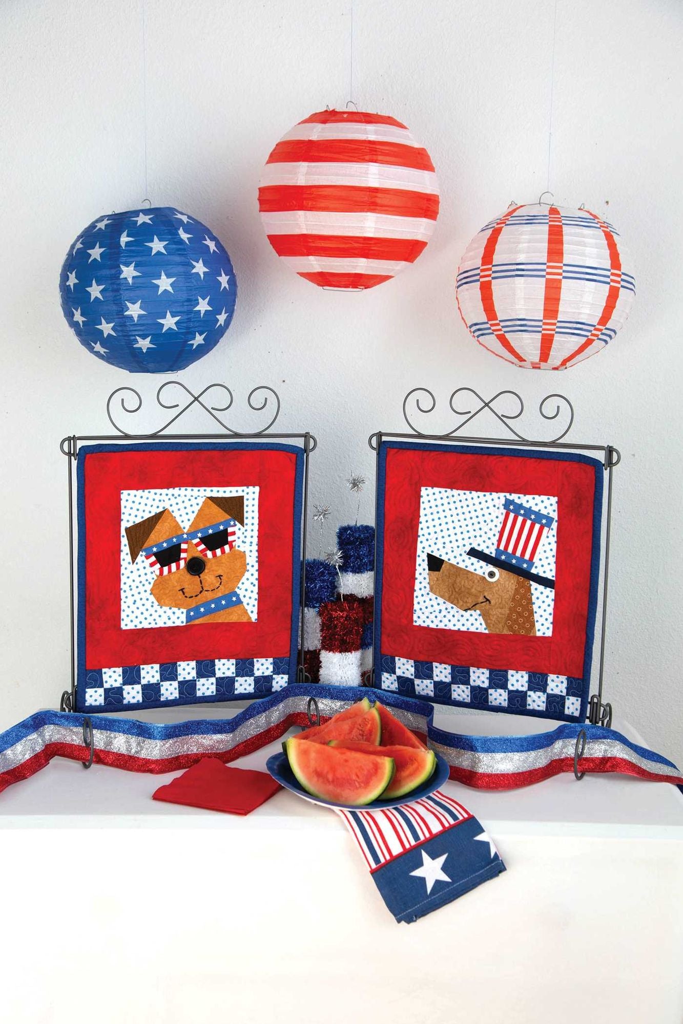 Paper Piecing All Year Round: Mix & Match 24 Blocks; 7 Projects to Sew