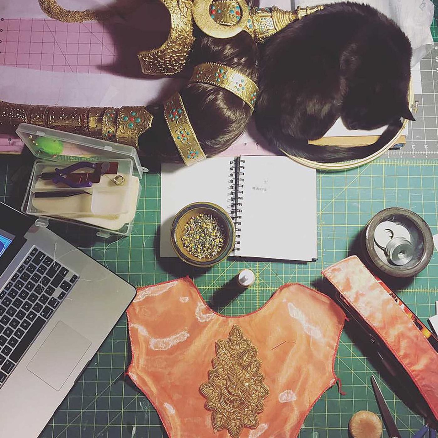 Creative Cosplay: Selecting & Sewing Costumes Way Beyond Basic