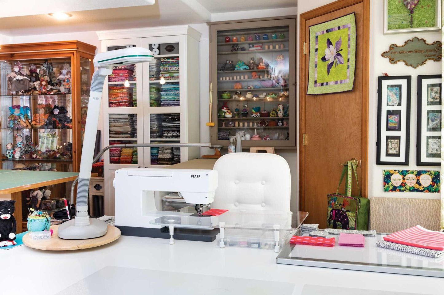 Love Your Creative Space: A Visual Guide to Creating an Inspiring & Organized Studio Without Breaking the Bank