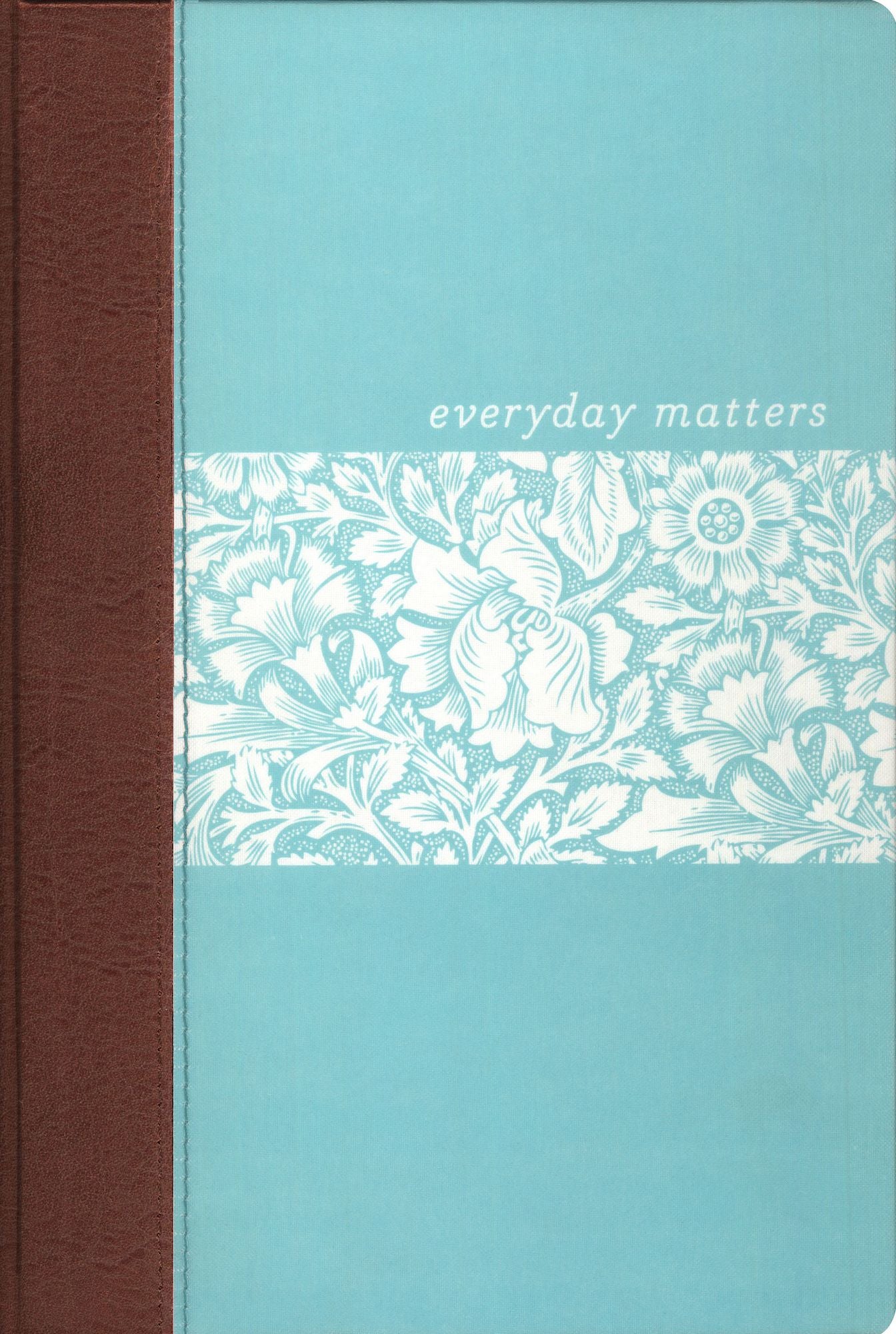 Everyday Matters Bible for Women-NLT: Pracical Encouragement to Make Every Day Matter
