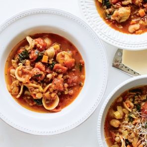 Love Real Food: More Than 100 Feel-Good Vegetarian Favorites to Delight the Senses and Nourish the Body