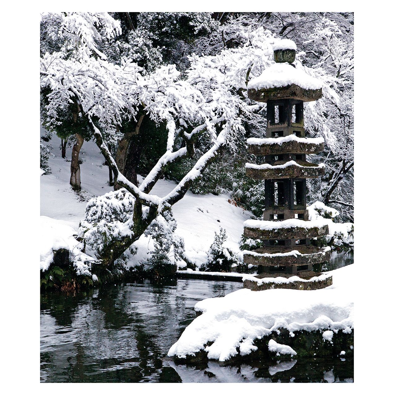 2016 Gardens of the Spirit Wall Calendar