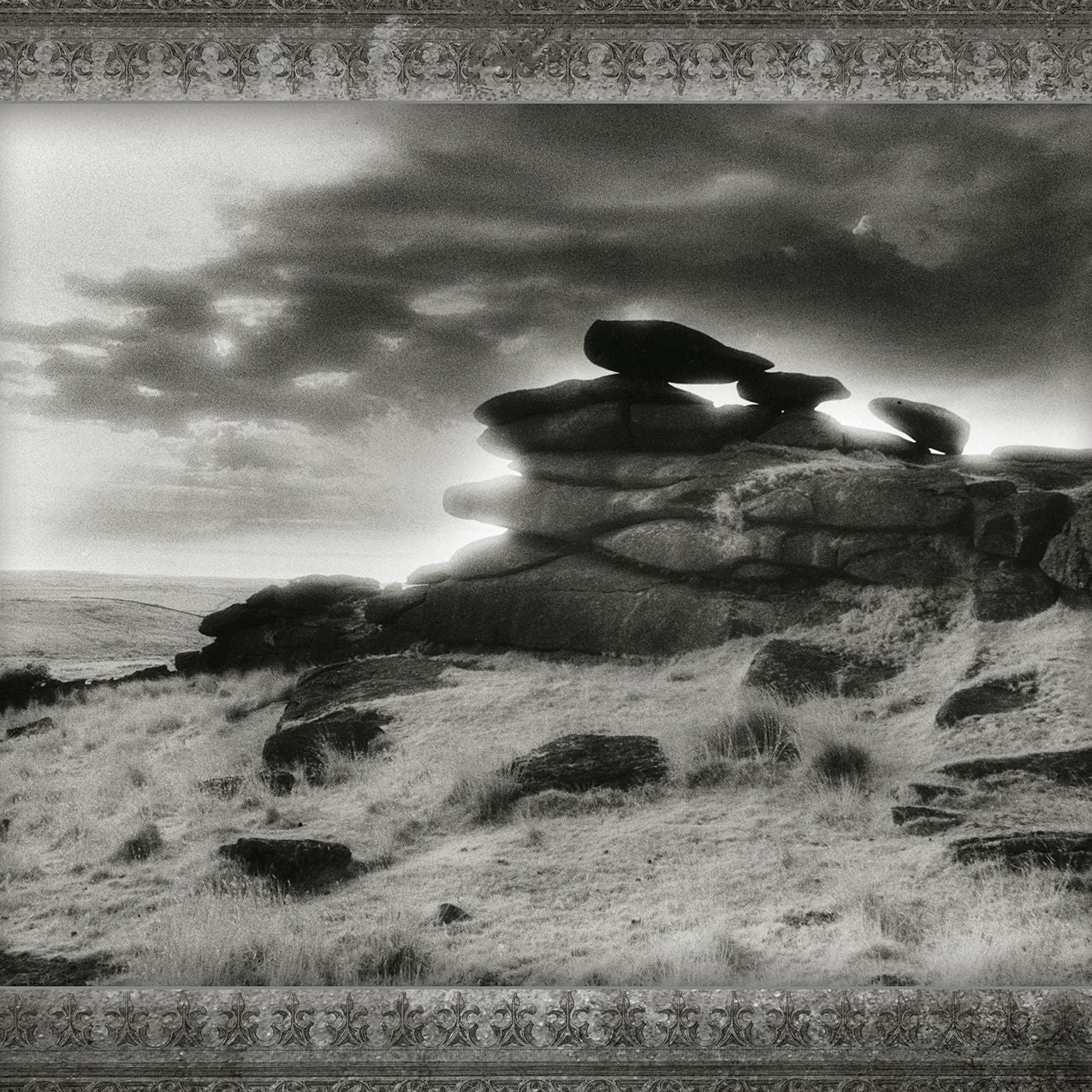 2016 Haunted Realm Wall Calendar
