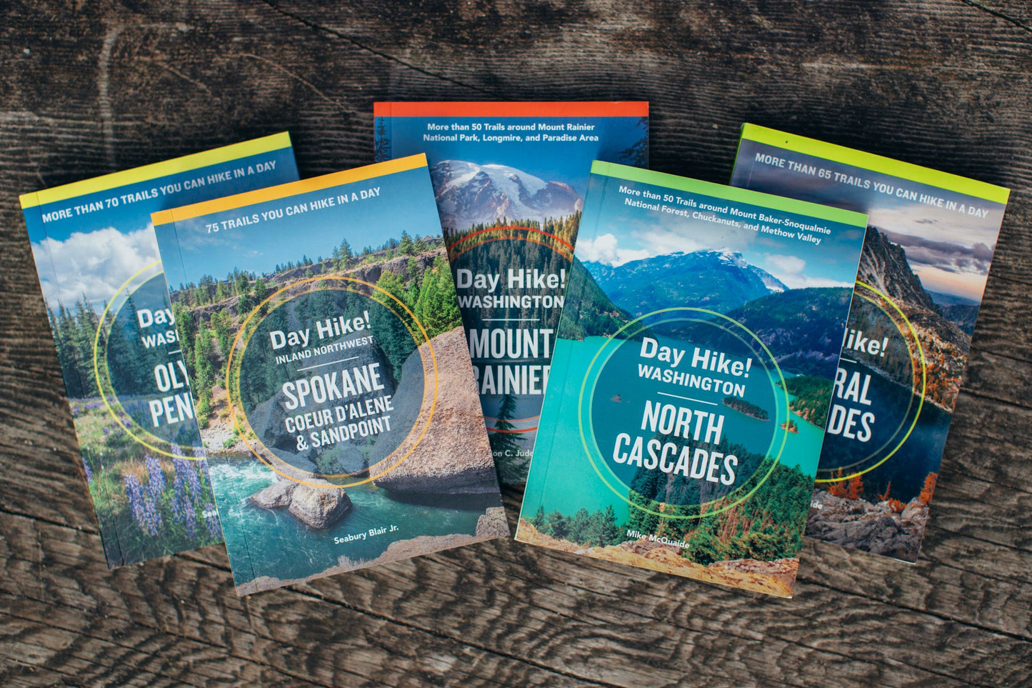 Day Hike! Central Cascades, 4th Edition