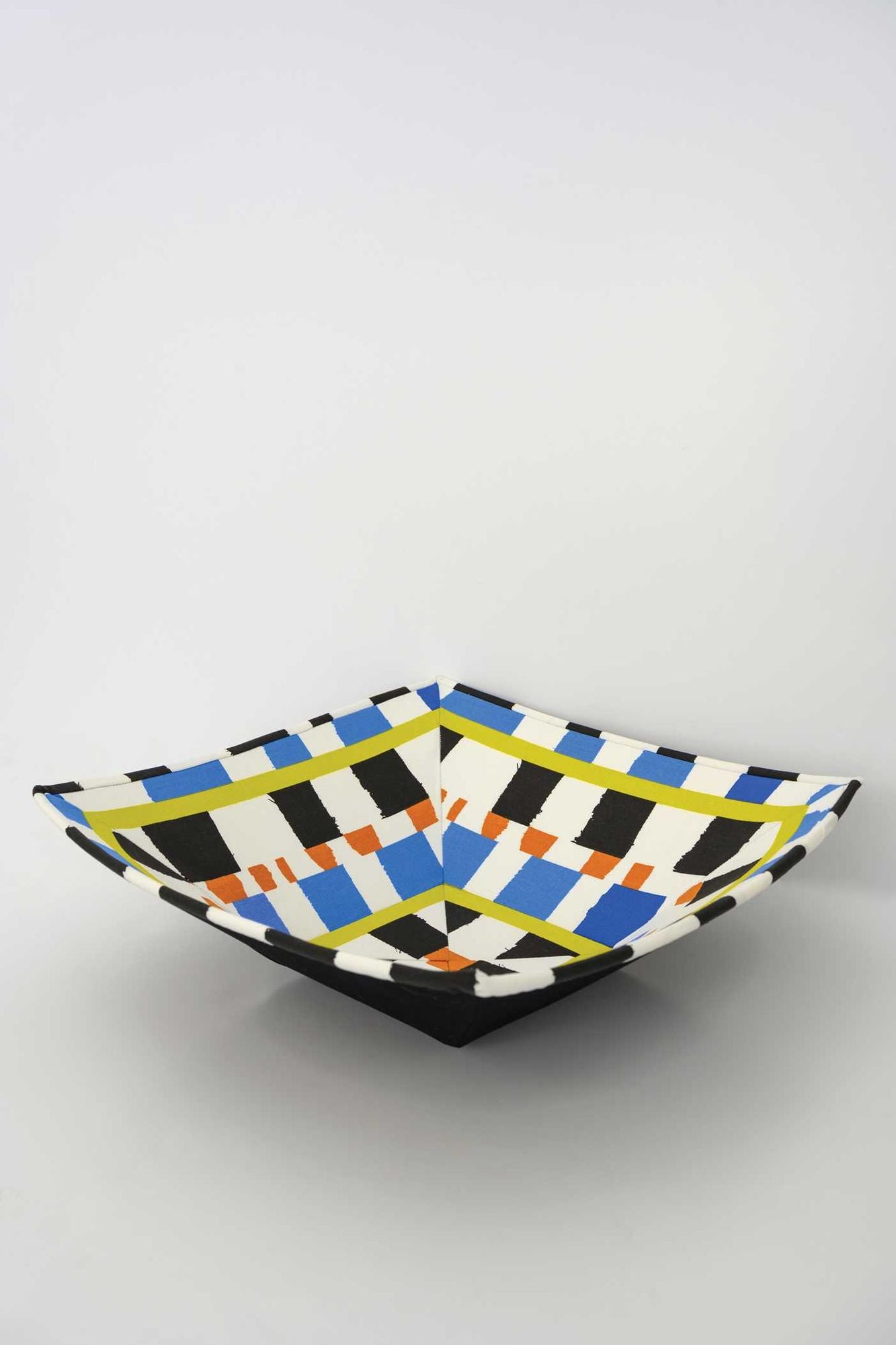 Modern Fabric Art Bowls: Express Yourself with Quilt Blocks, Applique, Embroidery & More