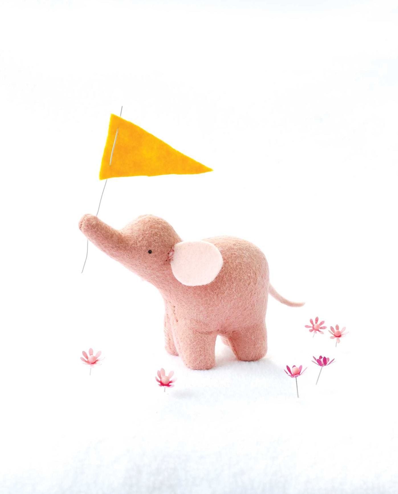 Felt Softie Parade: Sew 15 Delightful Animals