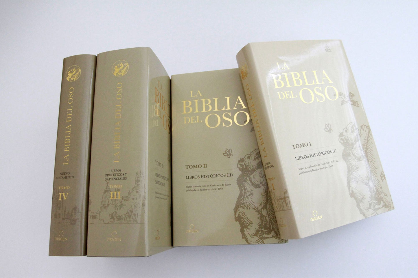 Estuche Biblia del OSO / The Bears Bible. Boxed Set Deluxe Hardcover