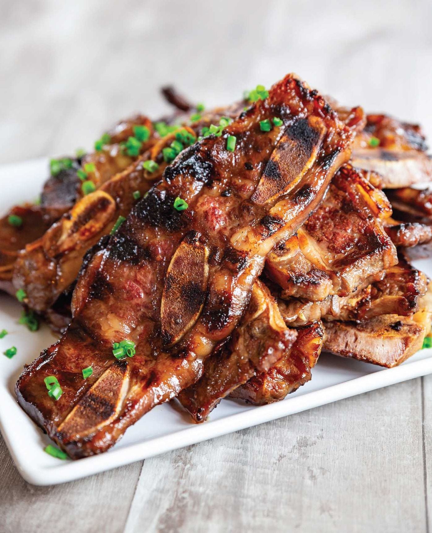 The 'Ohana Grill Cookbook: Easy and Delicious Hawai'i-Inspired Recipes from BBQ Chicken to Kalbi Short Ribs