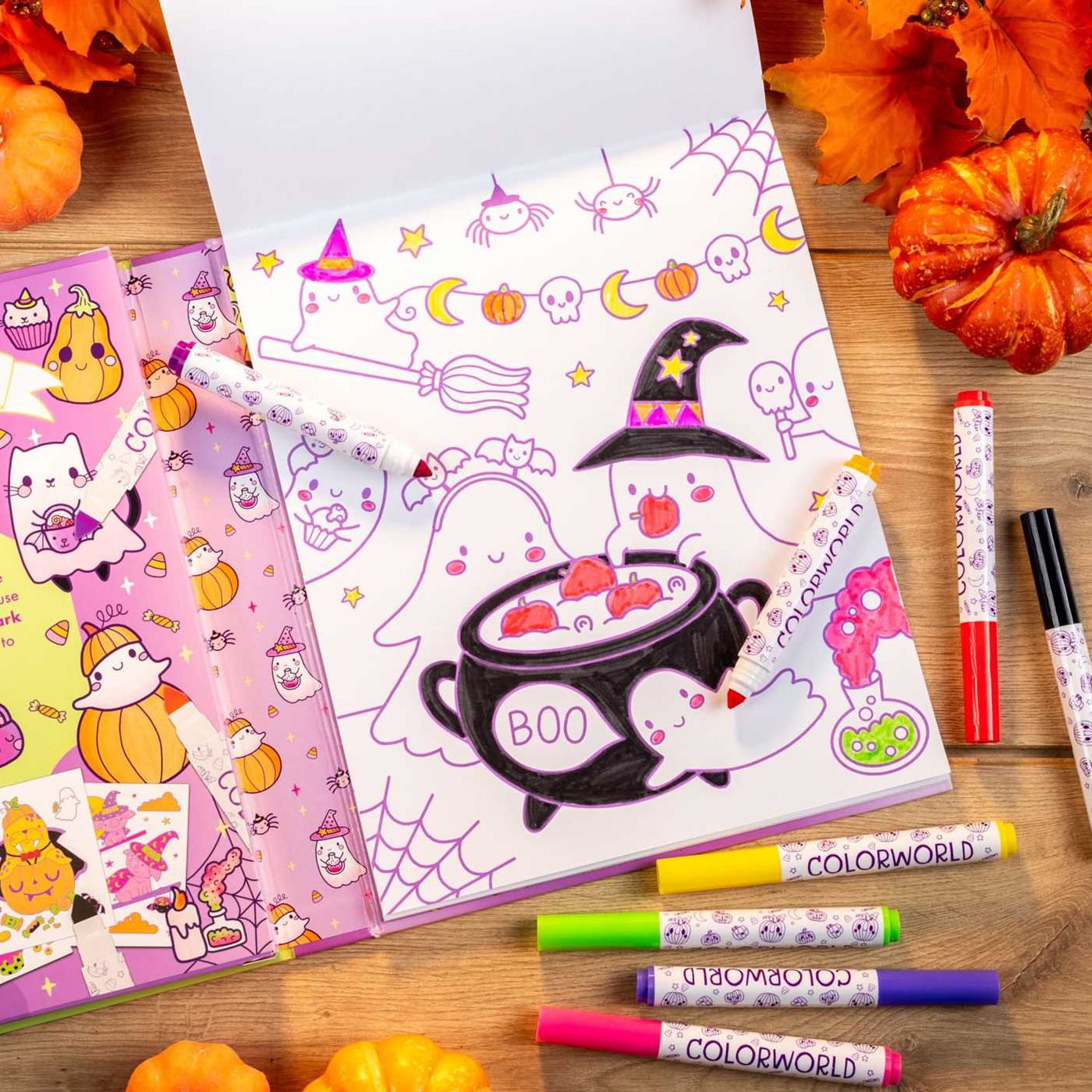Colorworld: Spooky Sweet Halloween