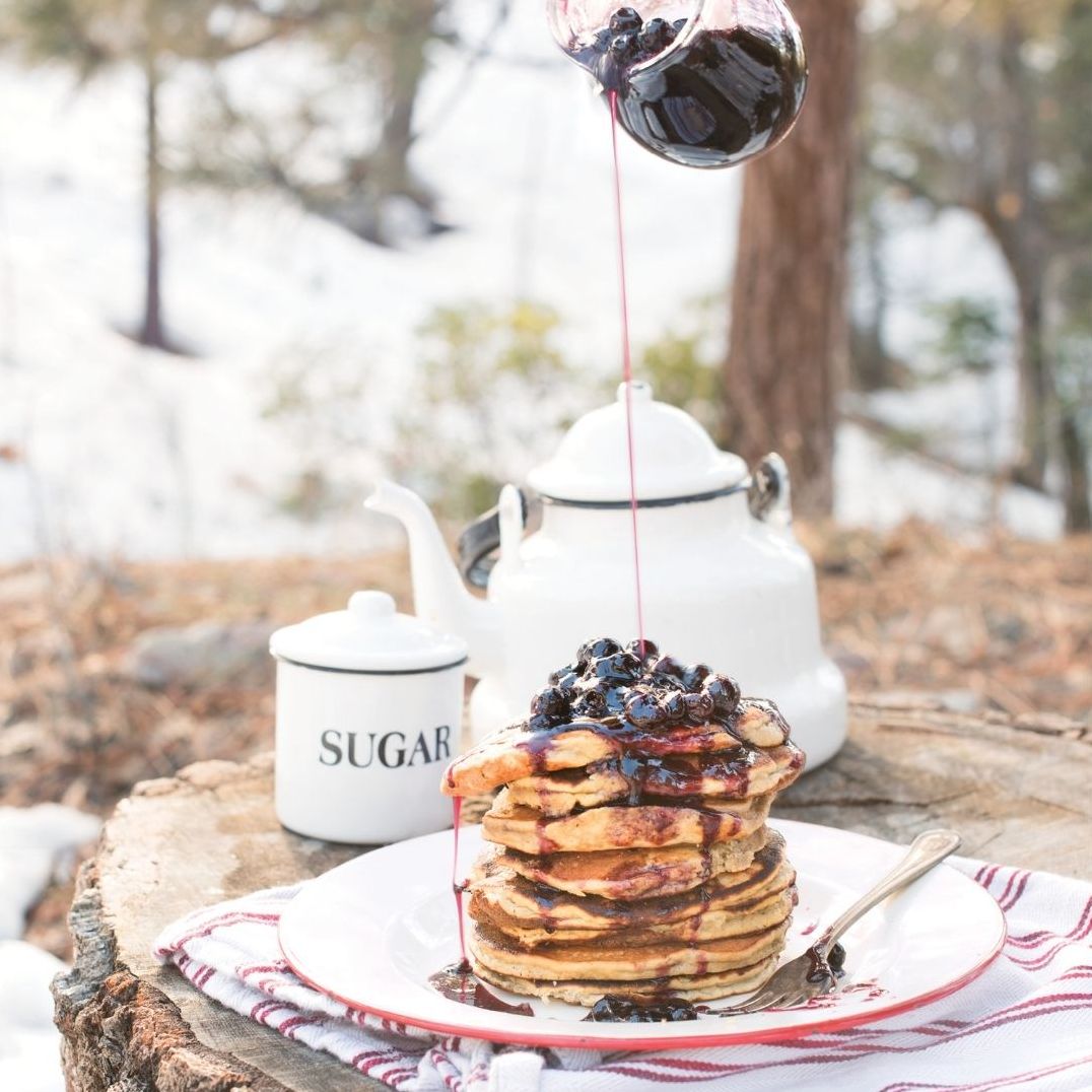 The Camp & Cabin Cookbook: 100 Recipes to Prepare Wherever You Go