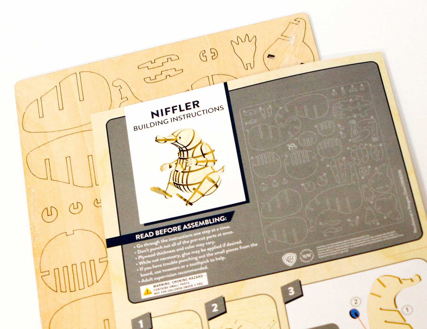 IncrediBuilds: Fantastic Beasts and Where to Find Them: Niffler Deluxe Book and Model Set