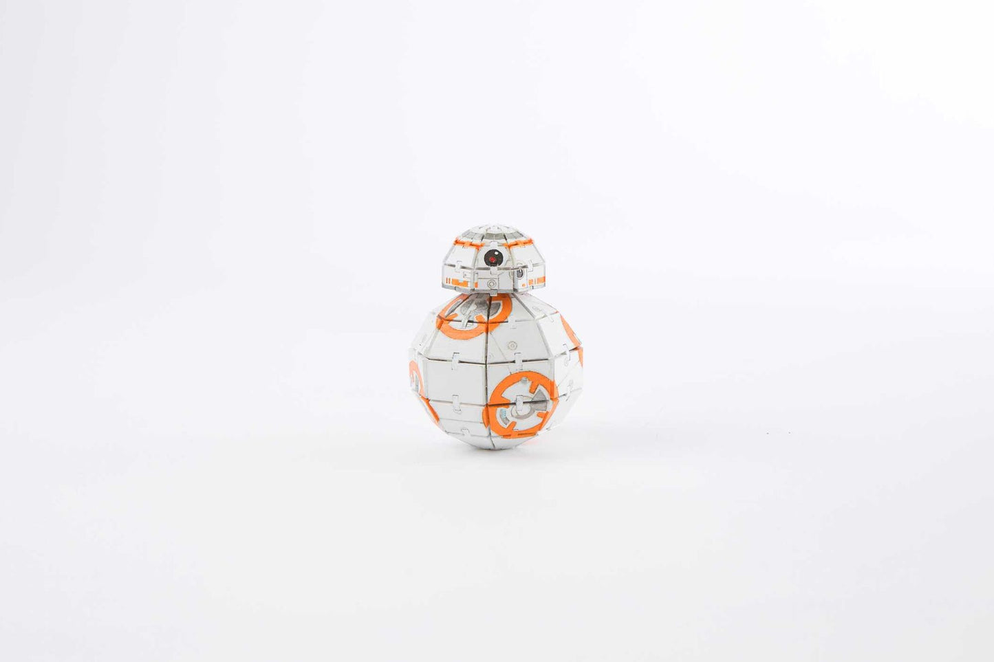 IncrediBuilds: Journey to Star Wars: The Last Jedi: BB-8 Deluxe Book and Model Set: An Inside Look at the Intrepid Little Astromech Droid