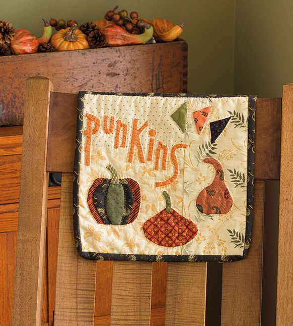 Tabletop Turnabouts: 2-for-1 Small Quilts for Your Home