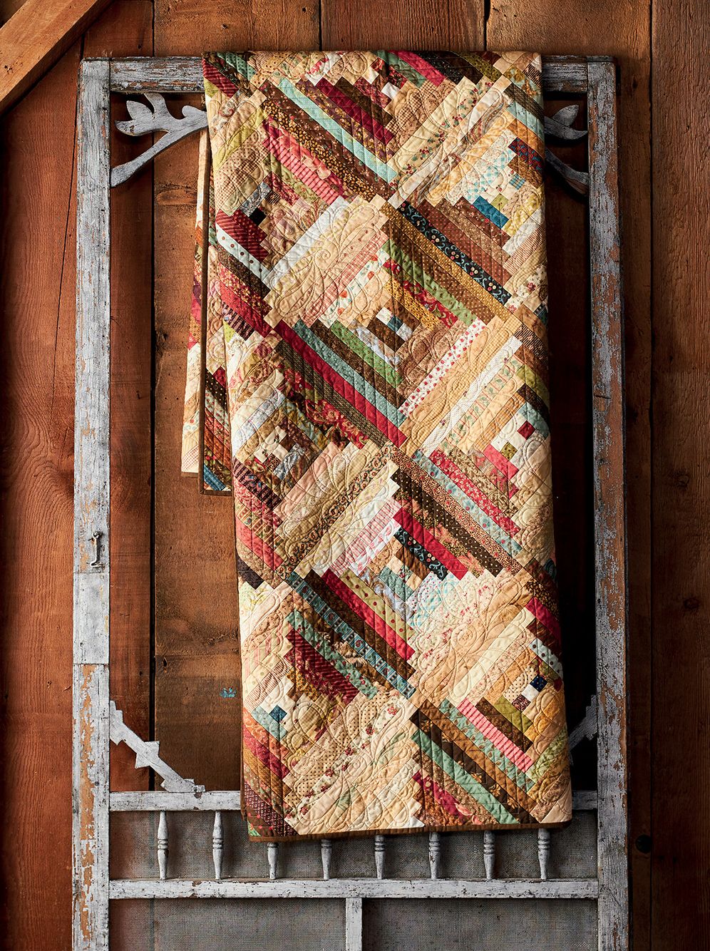 Sisterhood of Scraps : 12 Brilliant Quilts from 7 Fantastic Designers