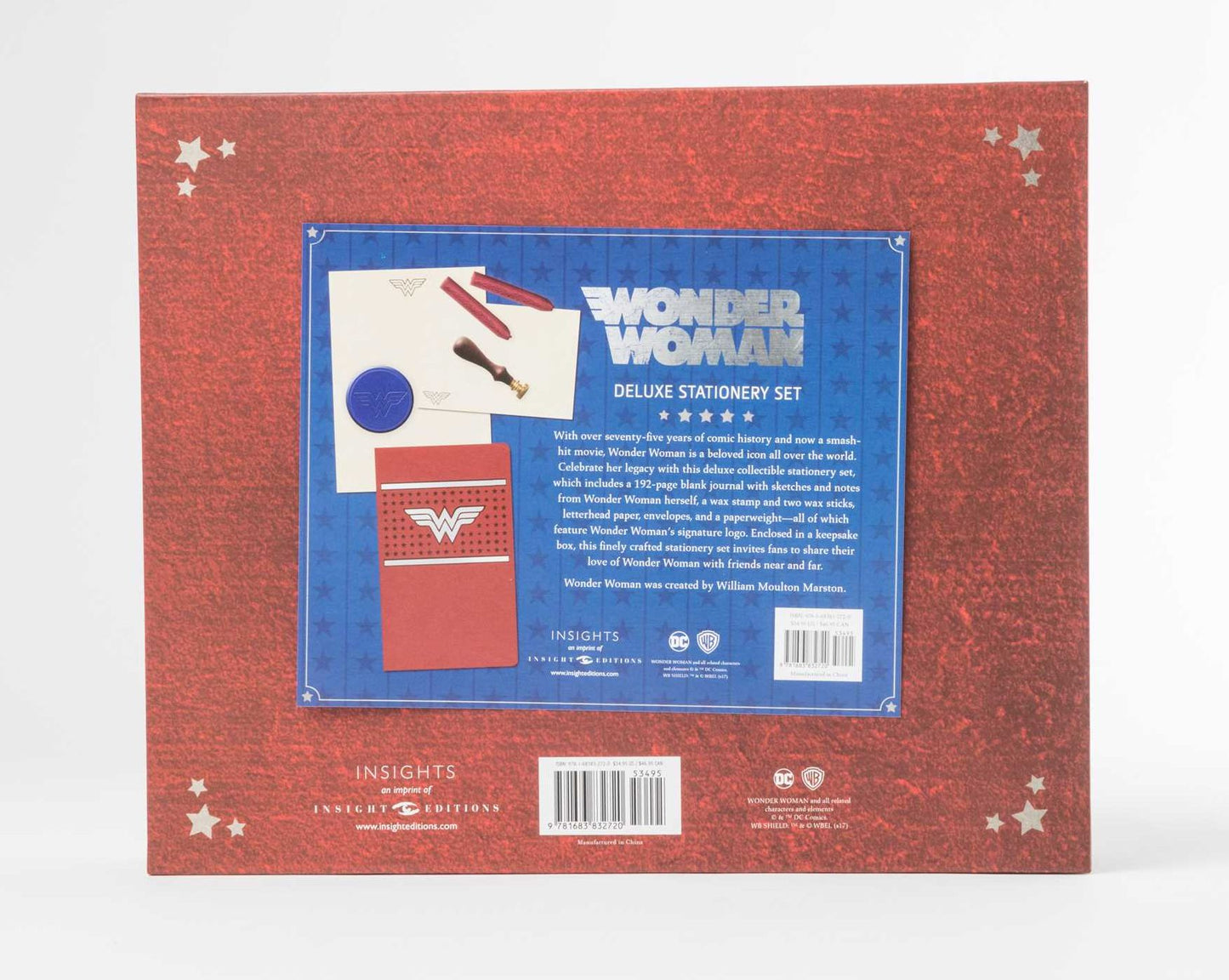 DC Comics: Wonder Woman Deluxe Stationery Set