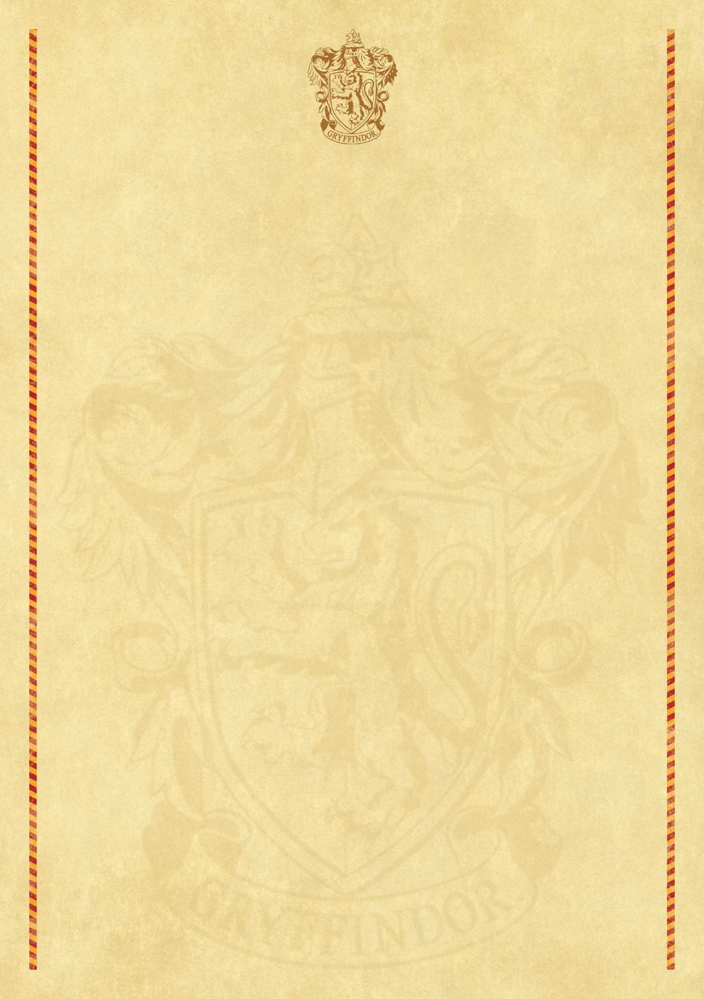 Harry Potter: Gryffindor Desktop Stationery Set (with Pen)