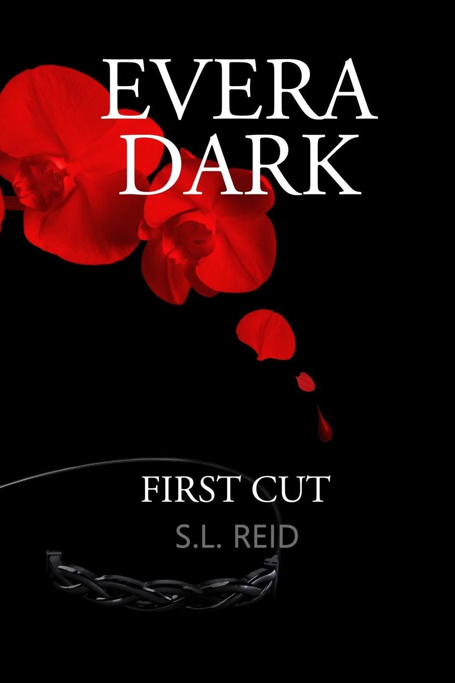 Evera Dark: First Cut