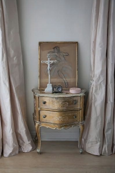 Rachel Ashwell's Shabby Chic Interiors