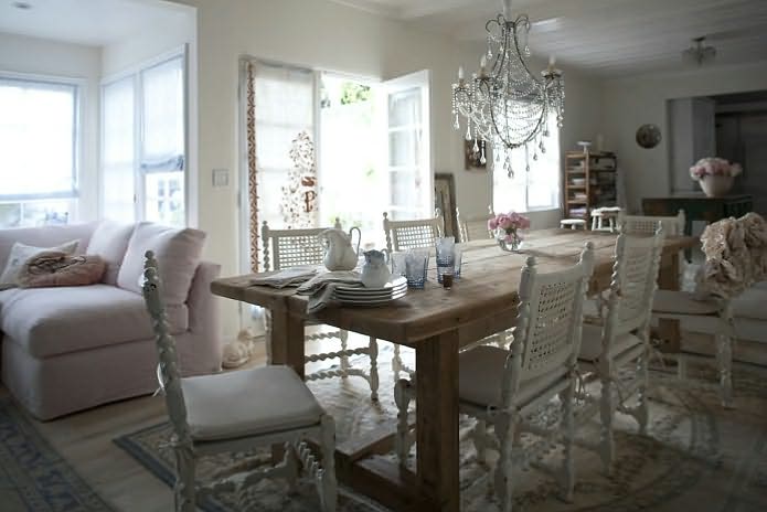 Rachel Ashwell's Shabby Chic Interiors