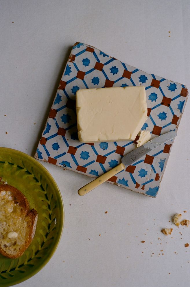 The Set Table: The Art of Small Gatherings