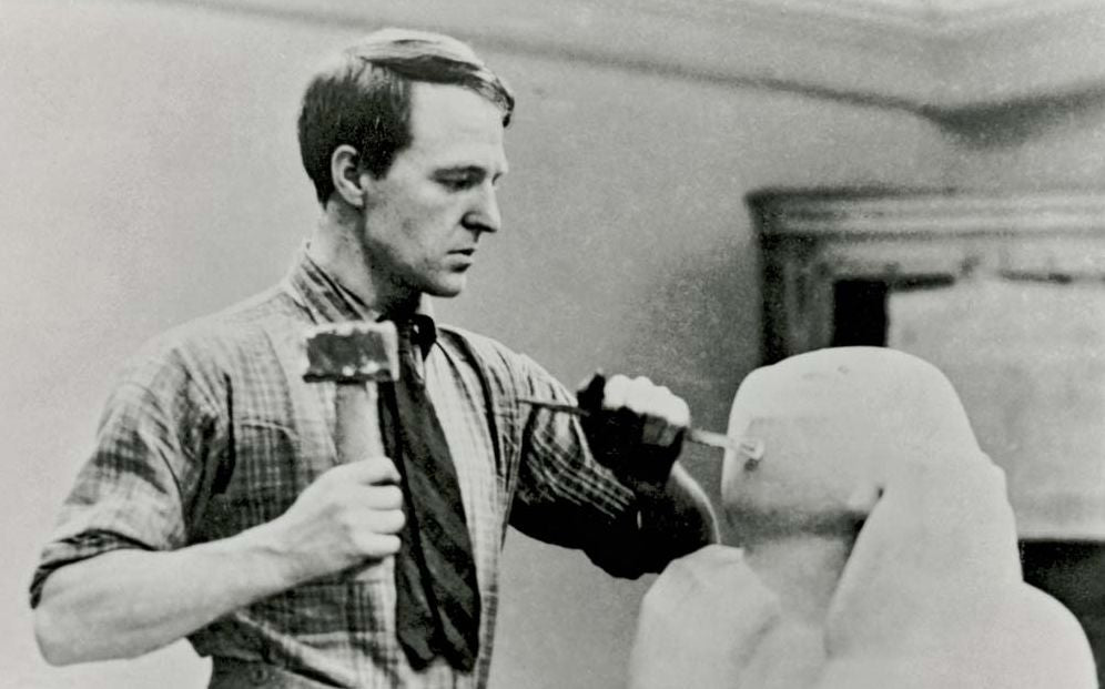 Becoming Henry Moore