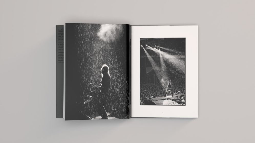 Metallica: The Black Album in Black & White: Photographs by Ross Halfin