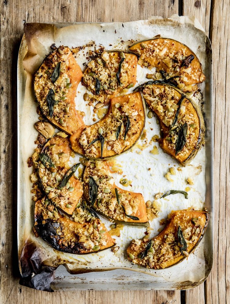 The Cook's Table: 130 Recipes to Share with Family and Friends